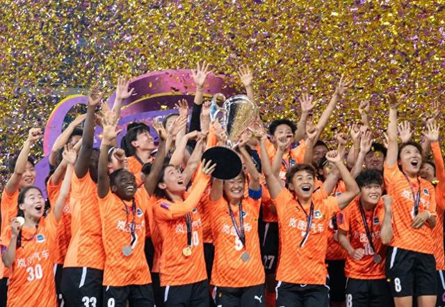亞冠賽場，武體人奪魁！光彩奪目！